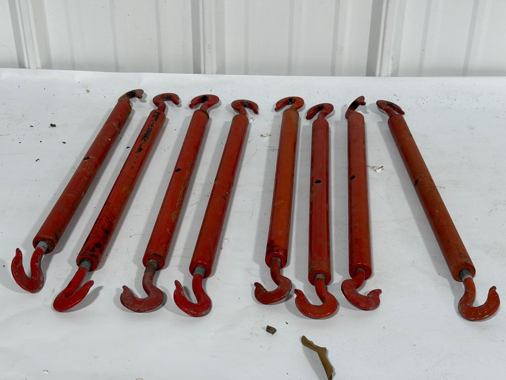 8 Pipe Body Hook And Hook Turnbuckles