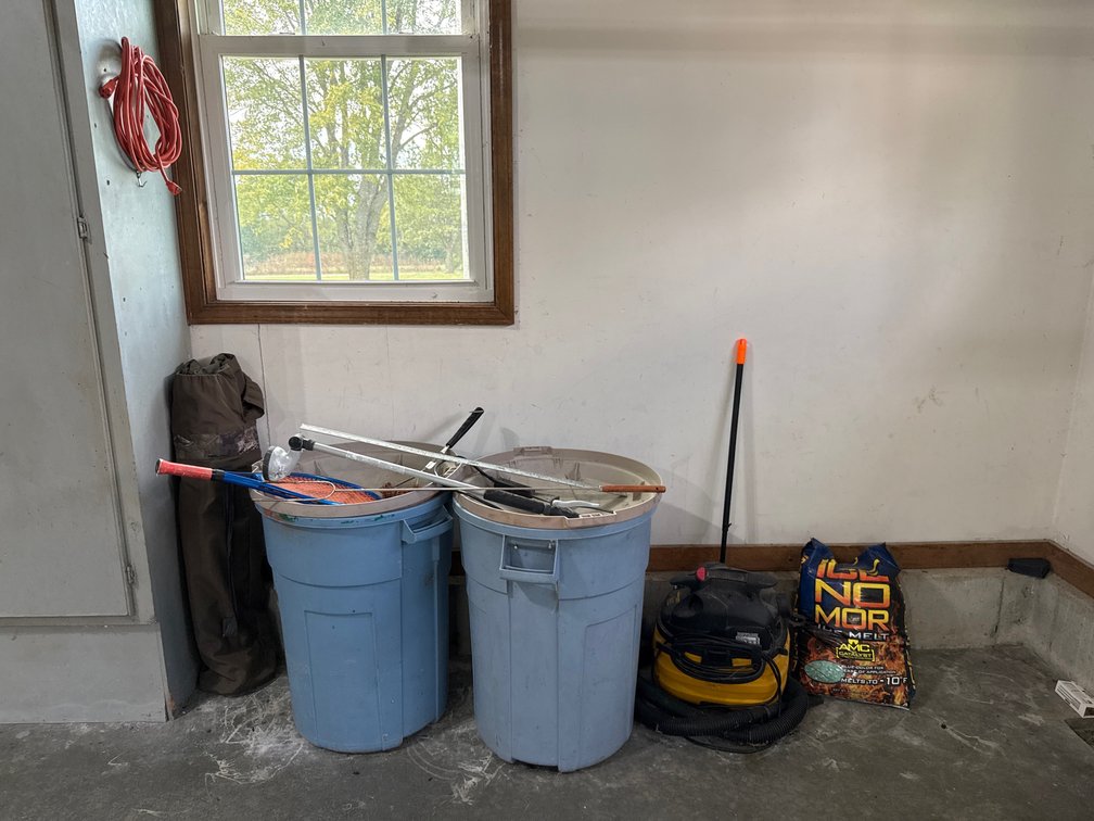 Shop-Vac Wet/Dry Vacuum And Accessories