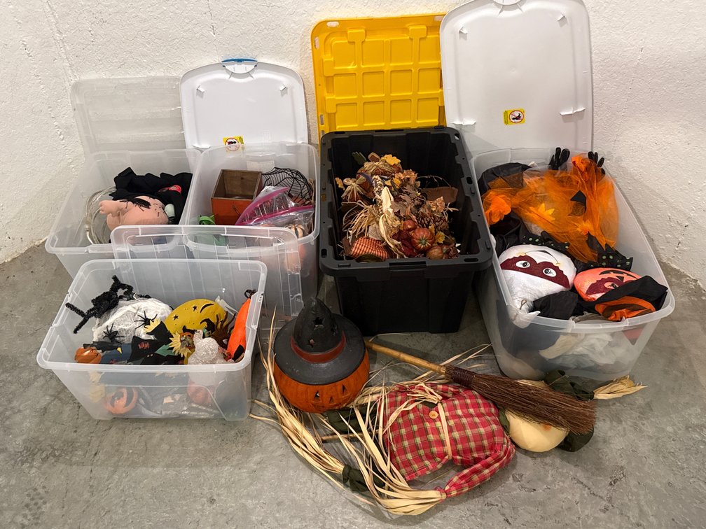 Halloween And Fall Decor With Storage Totes