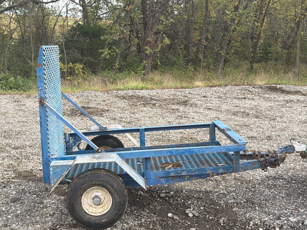 Single-Axle Utility Trailer With Ramp Gate