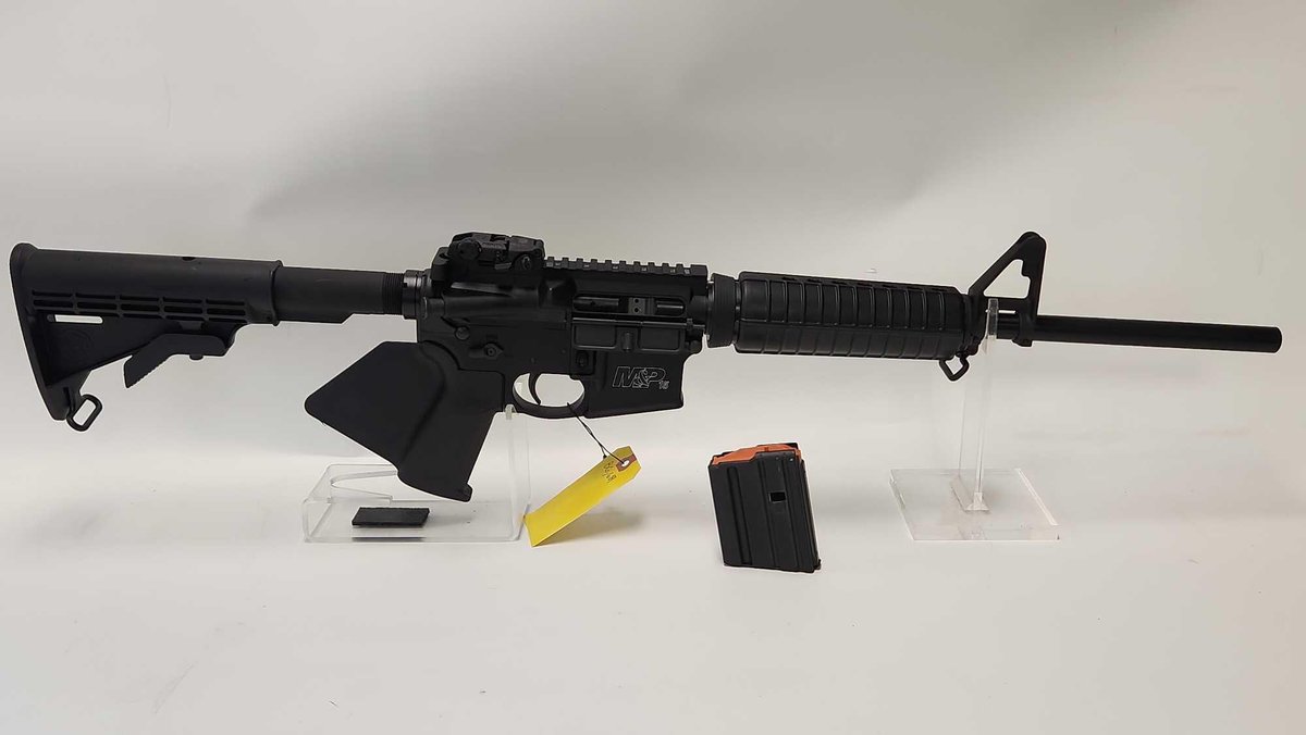 Smith & Wesson .556 AR Semi-Auto Rifle 