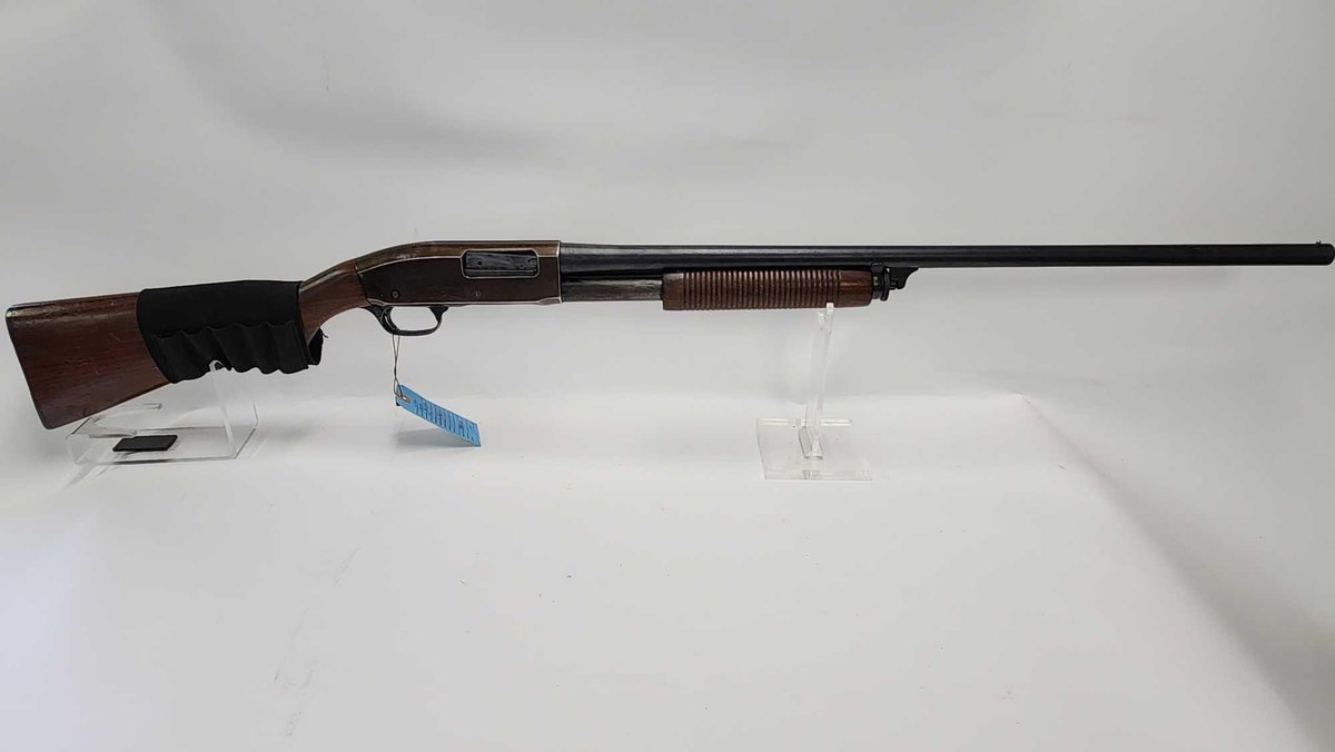 Remington 16 Gauge Pump-Action Shotgun