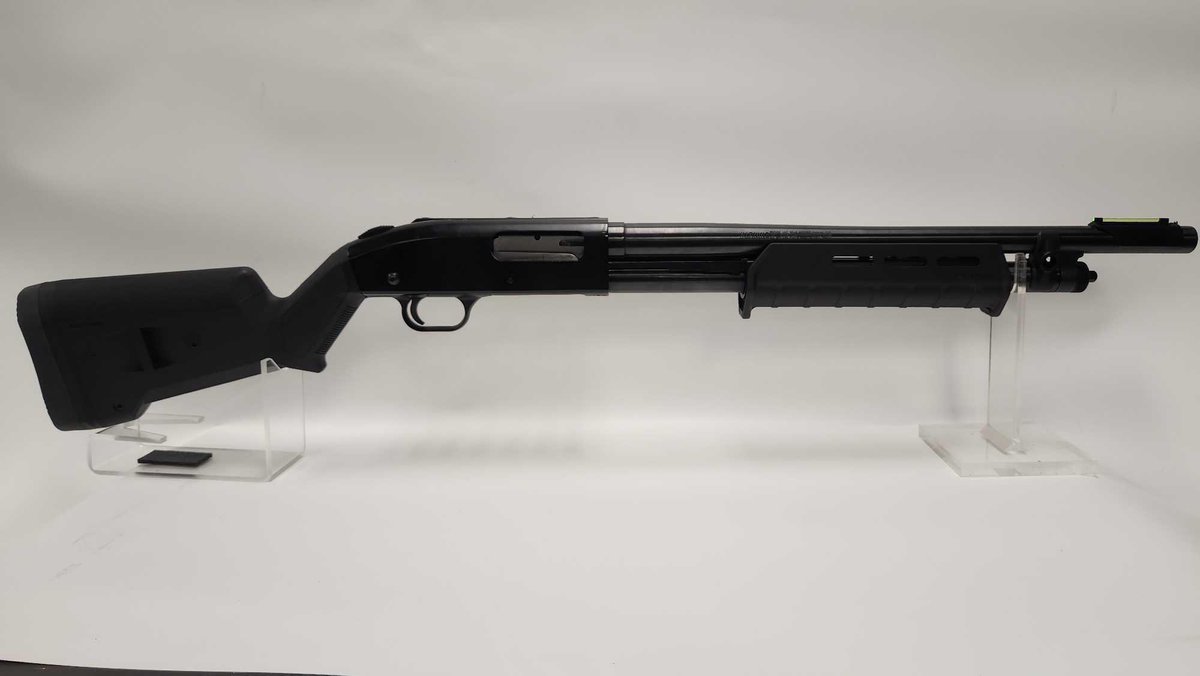 Mossberg 12 Gauge Pump-Action Shotgun