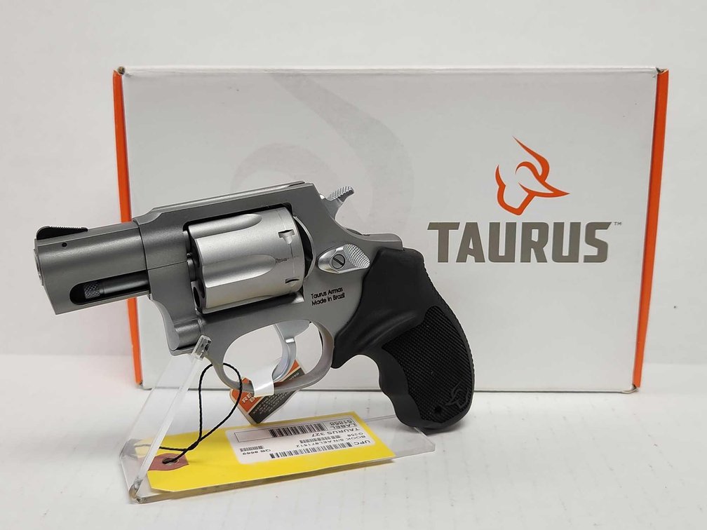 Taurus .327 Fed Mag Revolver 