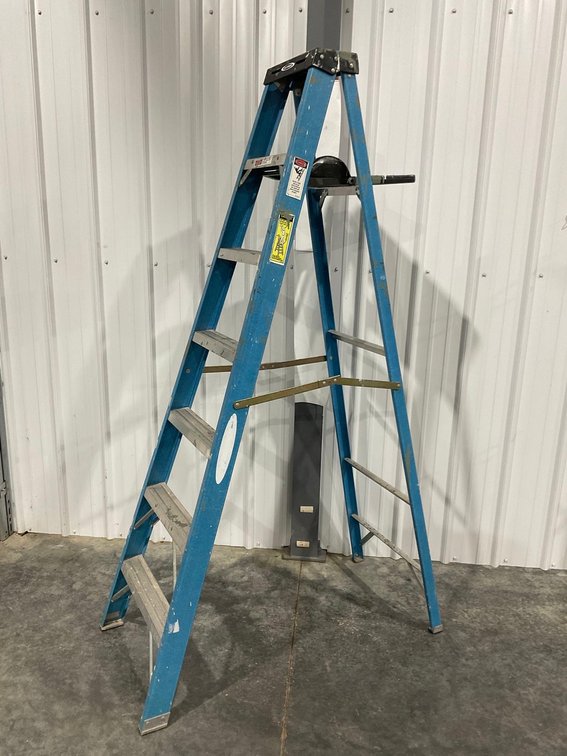 7’ Werner Step Ladderr 
