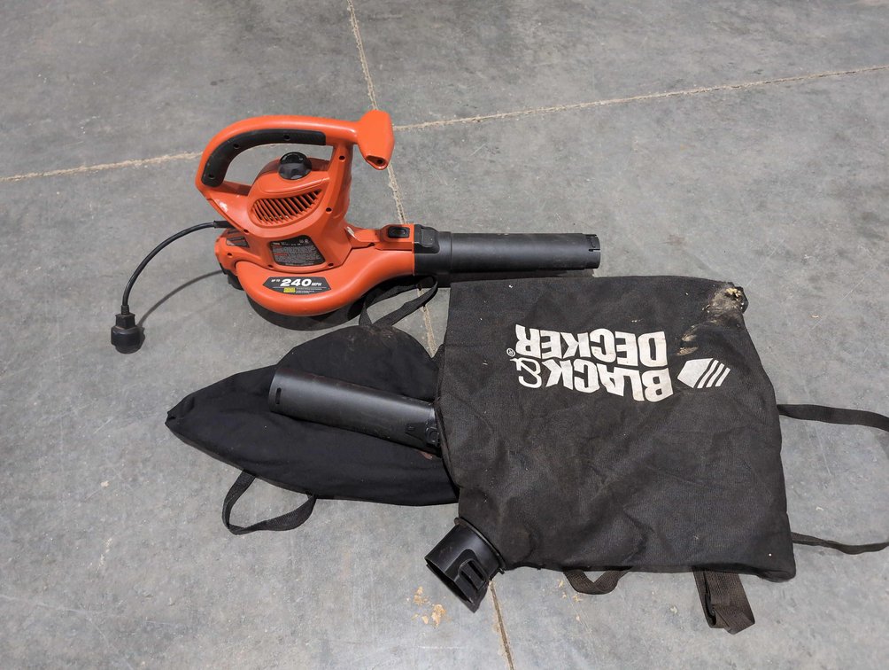Black & Decker Blower 