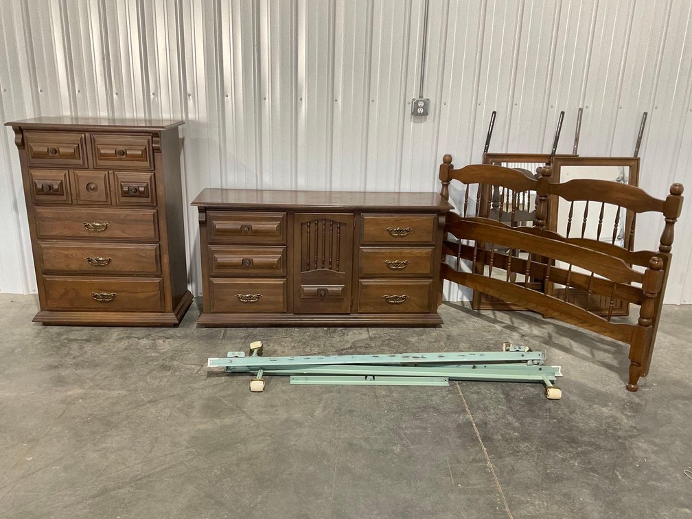 Bedroom Set 