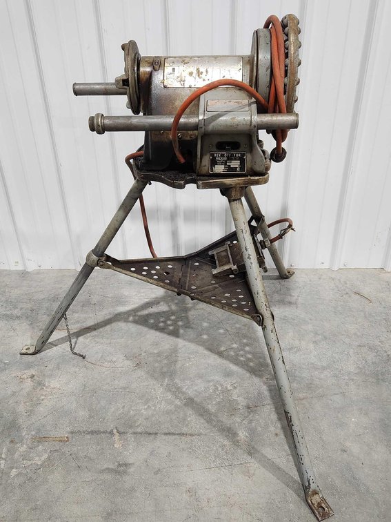 Rigid PipeThreading Machine