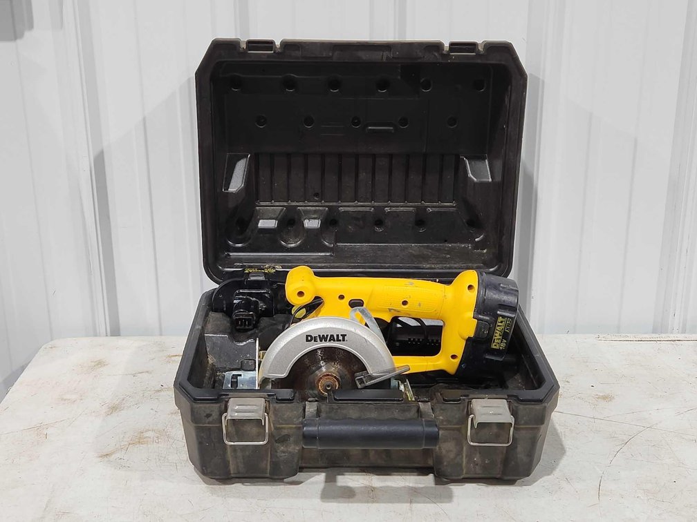 Dewalt Cordless Circular Saw