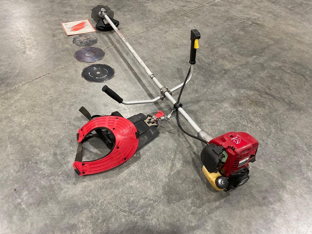 Honda 4 Stroke Brush Cutter 