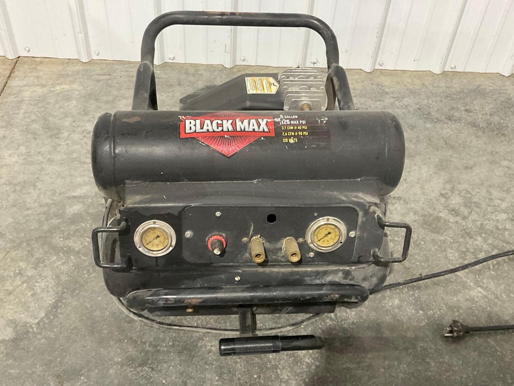 Coleman Blackmax 5 Gallon Air Compressor 