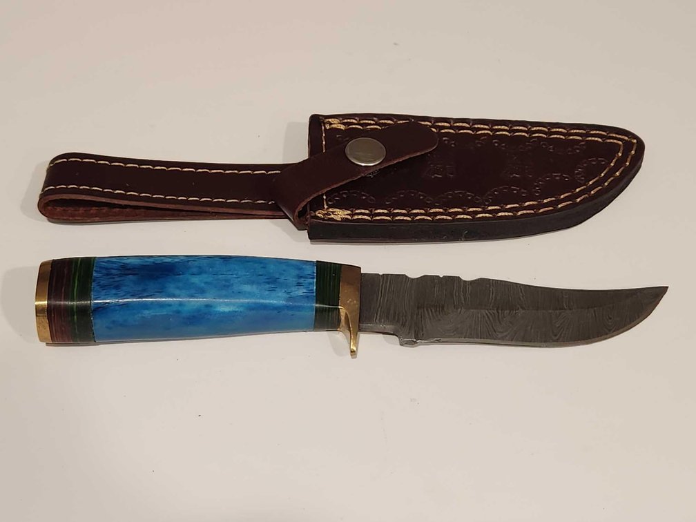 Handmade Damascus Steel Knife With Leather Sheath