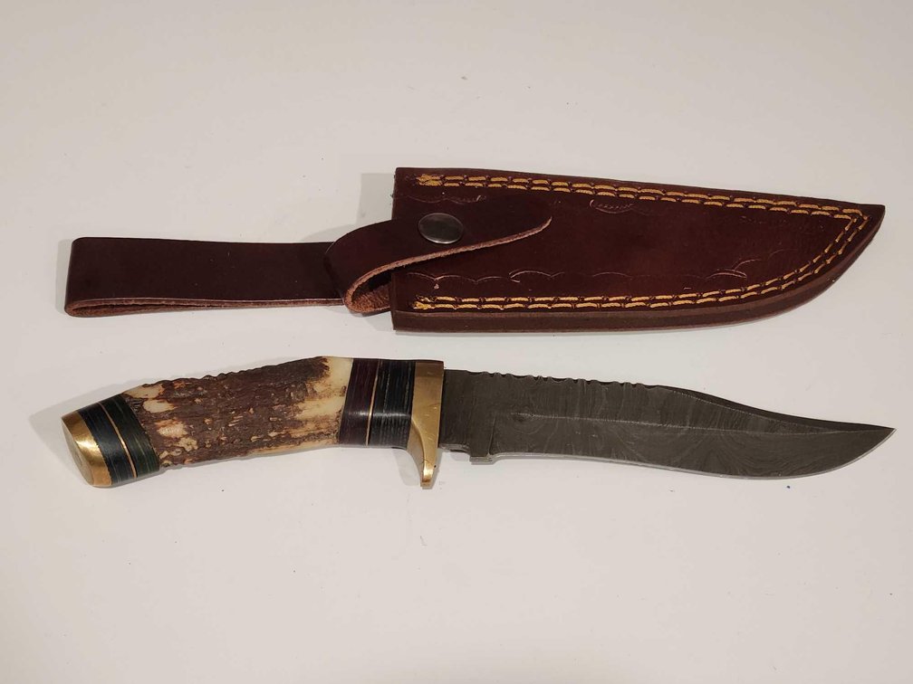 Handmade Damascus Steel Knife With Leather Sheath