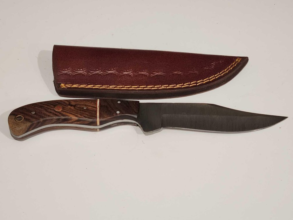 Handmade Damascus Steel Knife With Leather Sheath