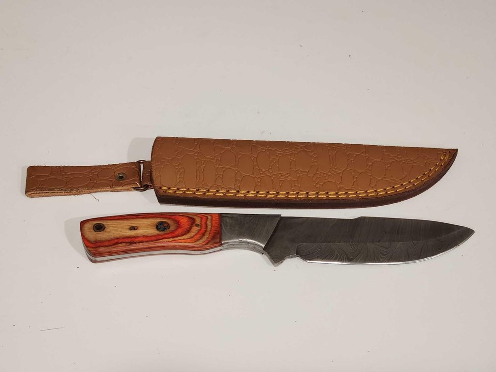 Handmade Damascus Steel Knife With Leather Sheath