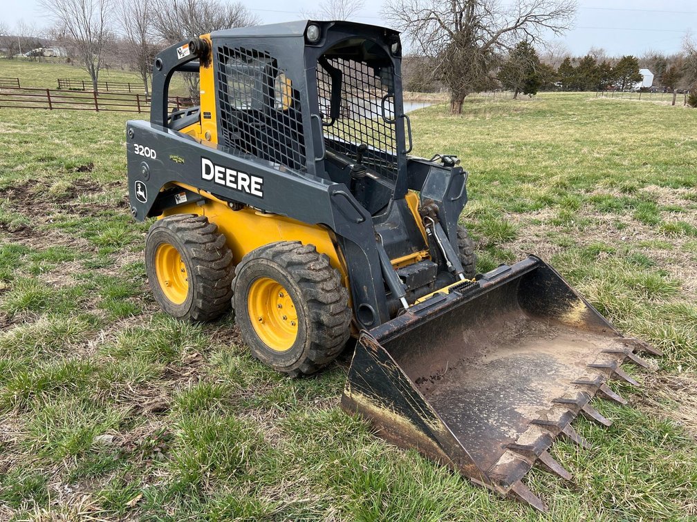 2010 John Deere Skid Steer 