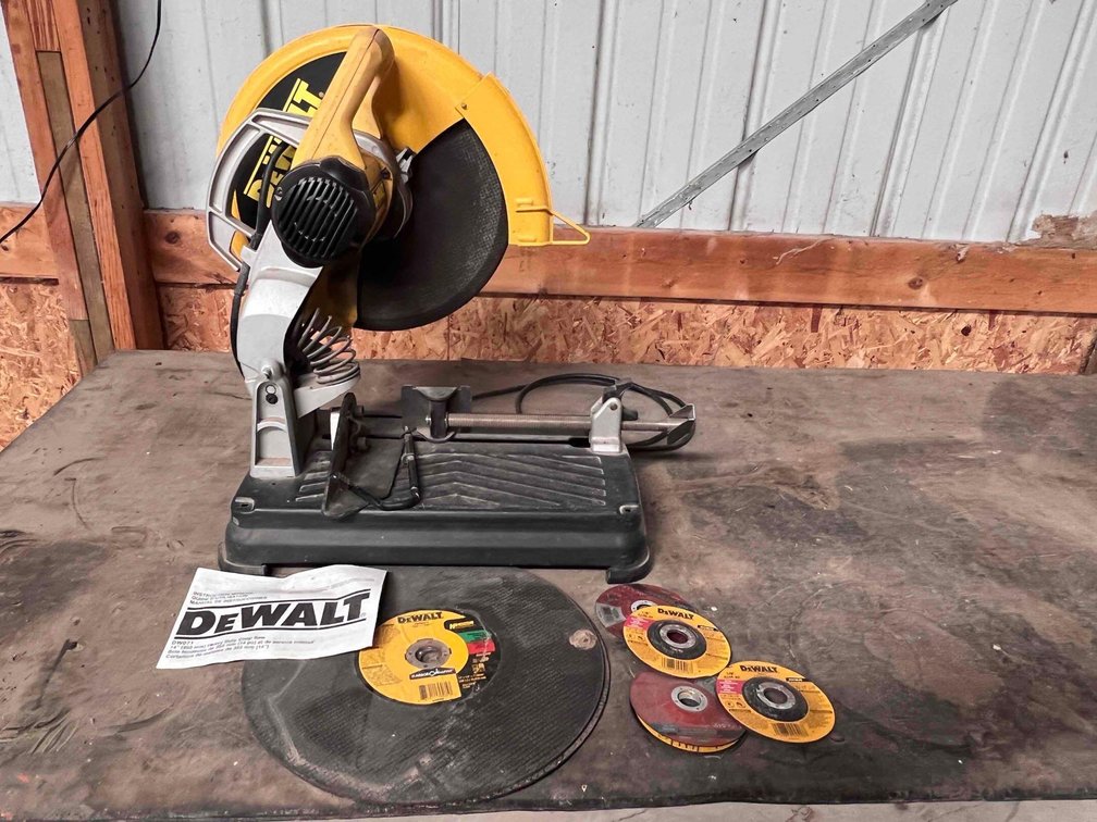 Dewalt 14" Chop Saw w/Blades 