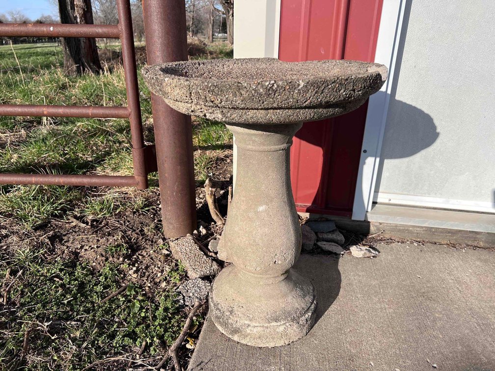 Concrete Birdbath 