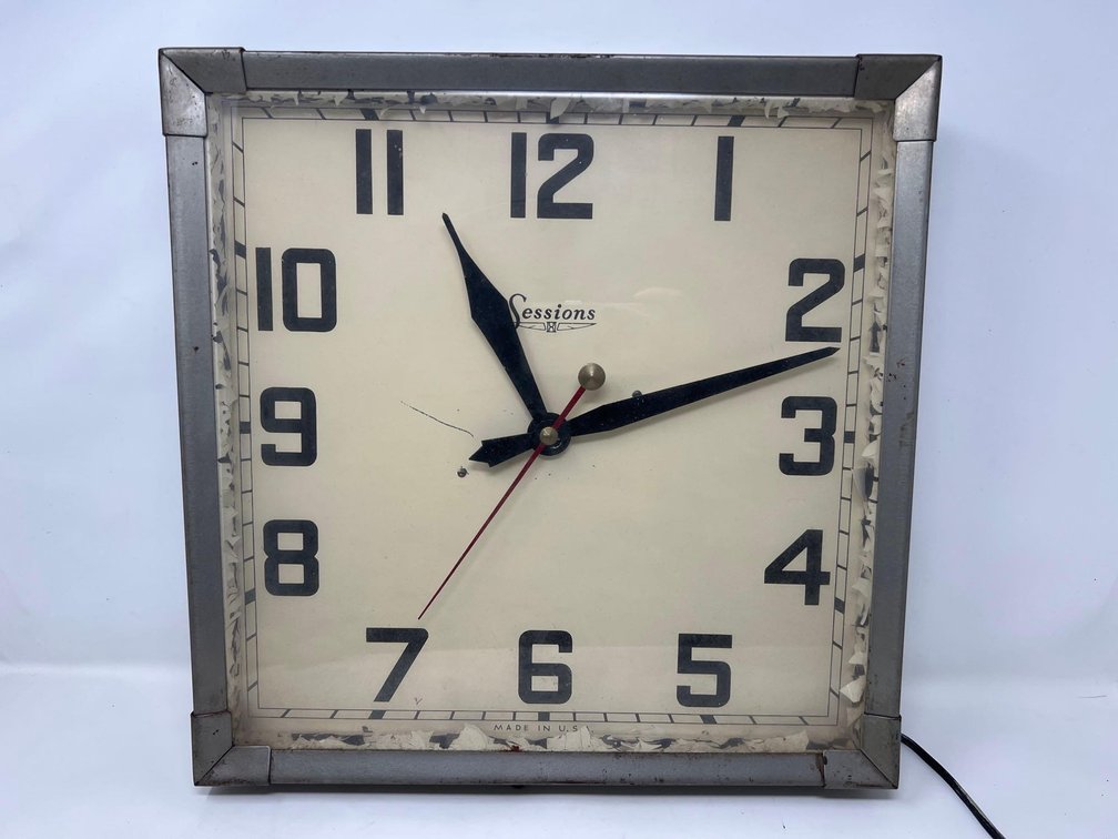 Vintage Sessions Electric Clock 