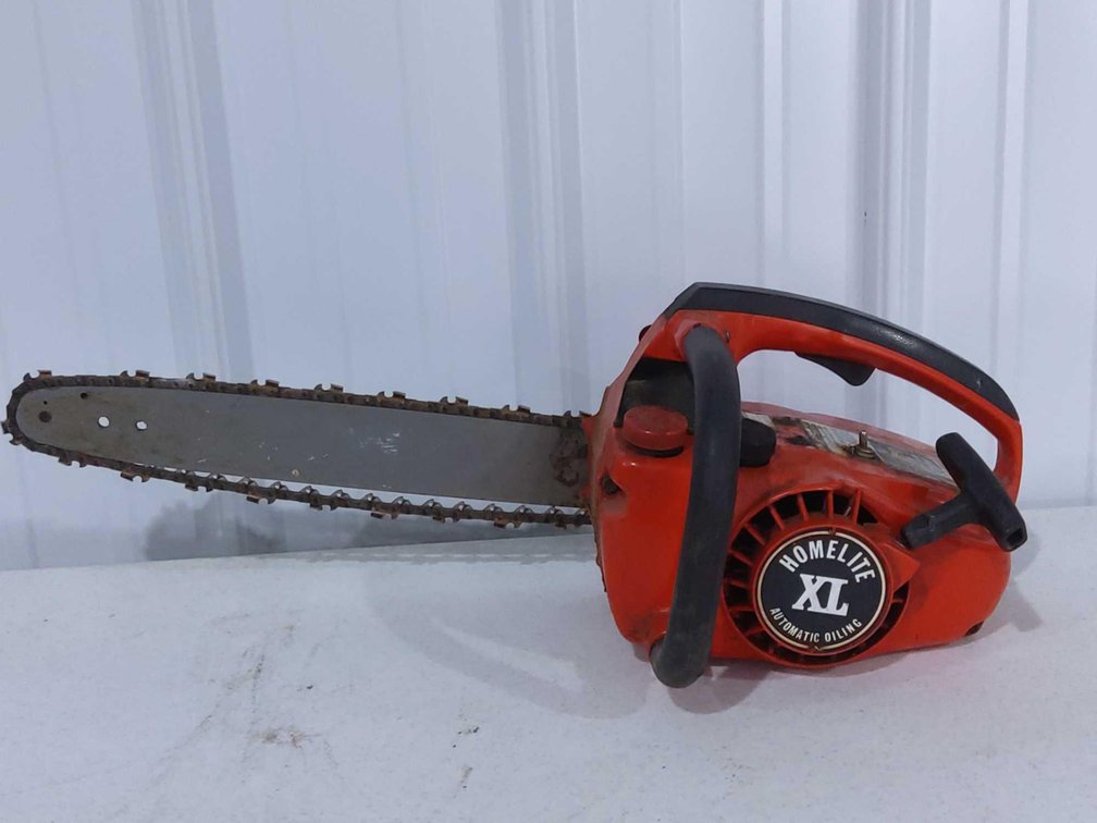 Homelite XL 16" Chain Saw