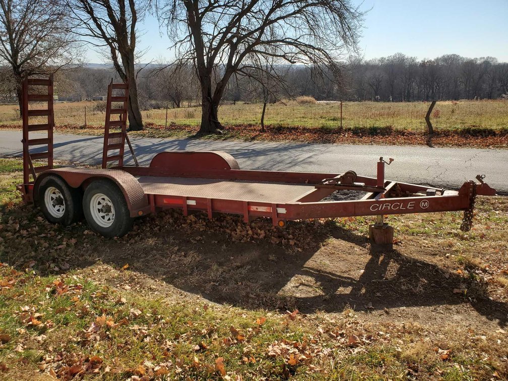 1999 Circle M 14' Trailer 
