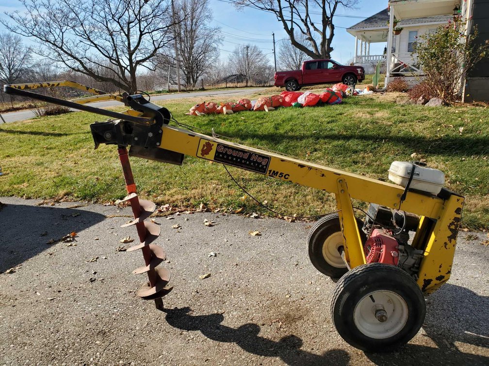Portable Ground Hog Earthdrill