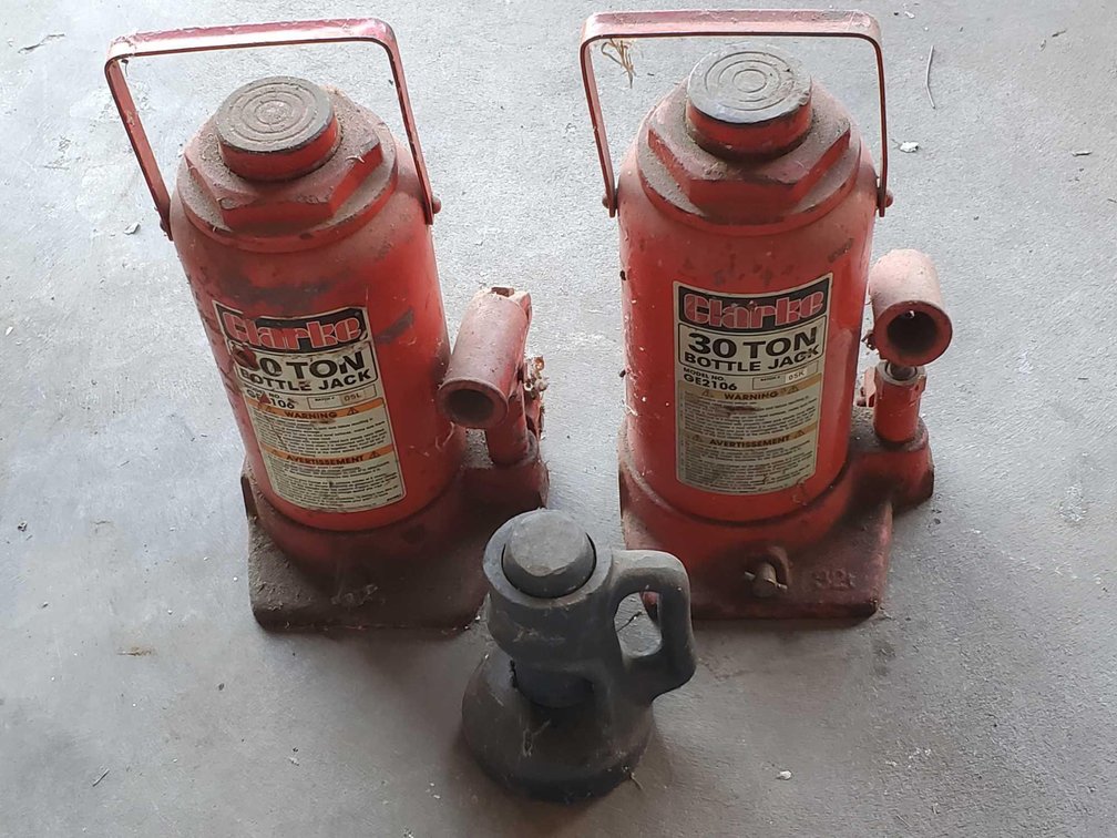 Clarke 30 Ton Bottle Jacks