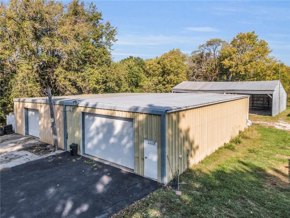 Image for 305 Fricke Rd - Bates City, MO