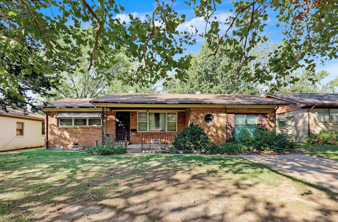 2031 S. Edgemoor Dr., Wichita, KS