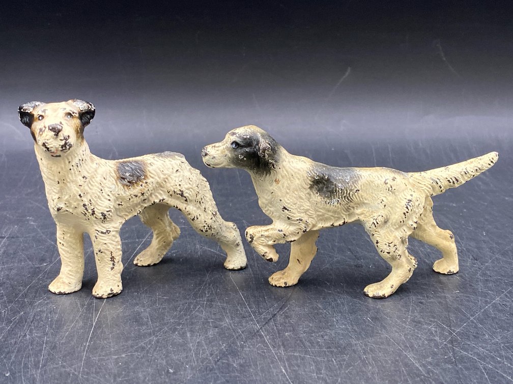 Hunting Dog Figurines