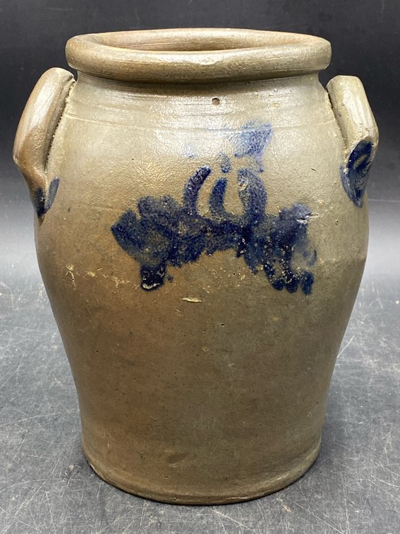 James River Region Ovoid Decorated Jar