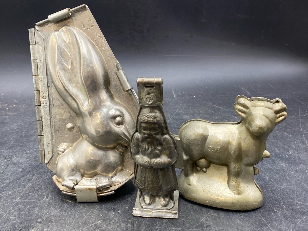 Vintage Metal Molds