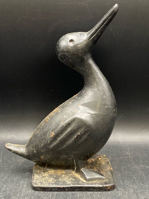VMC  Cast Iron "Nice" Duck Doorstop