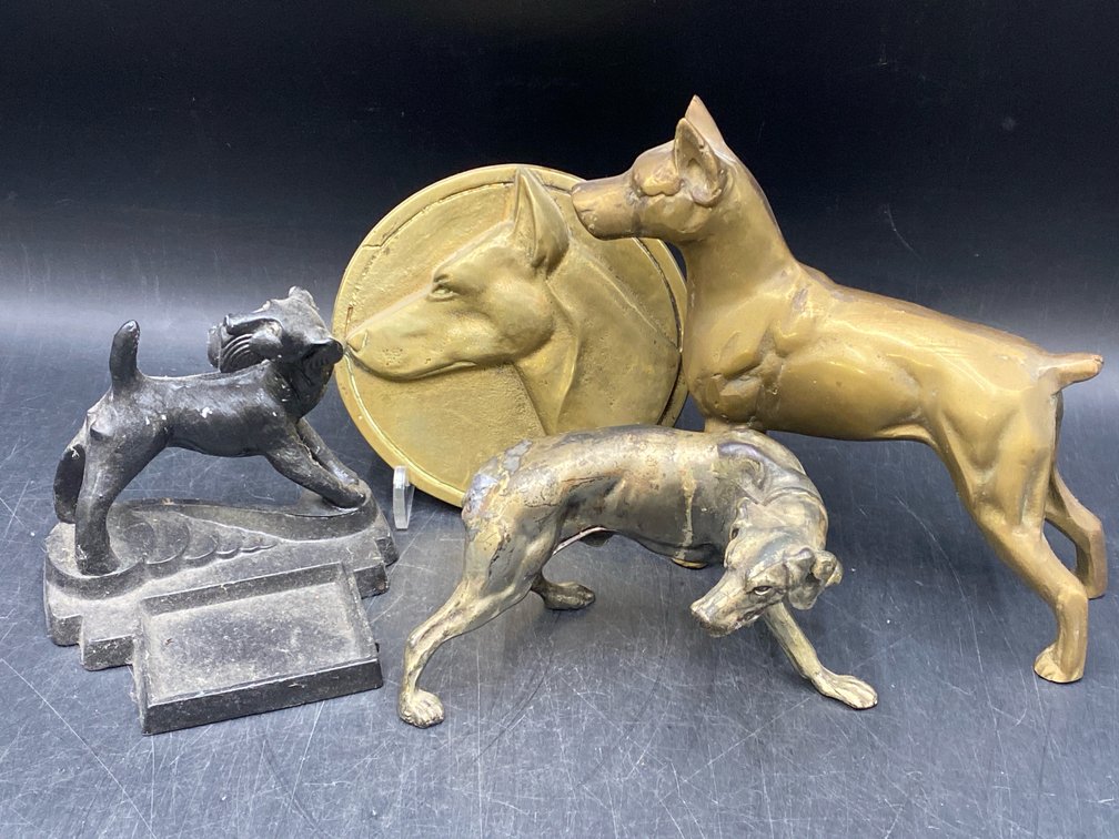 Canine Figural Tabletop Articles
