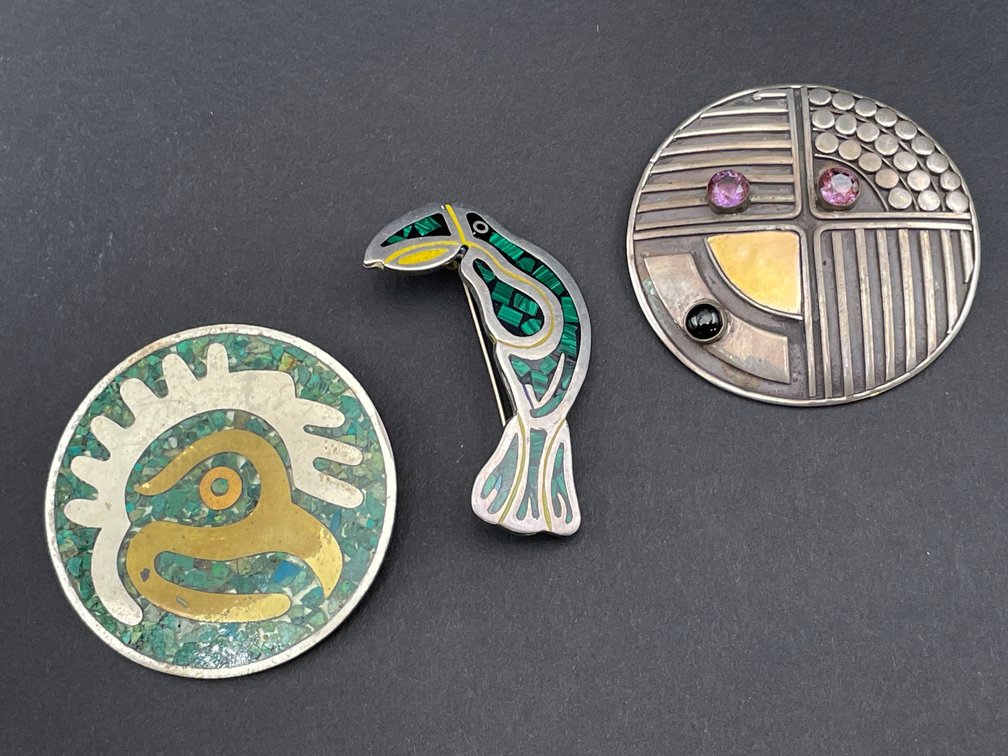 Sterling & Hardstone Brooches & Pendants Lot of 3