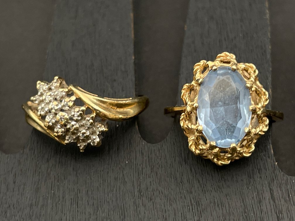 10k Yellow Gold Fashion Lady's Fashion Rings Lot of 2