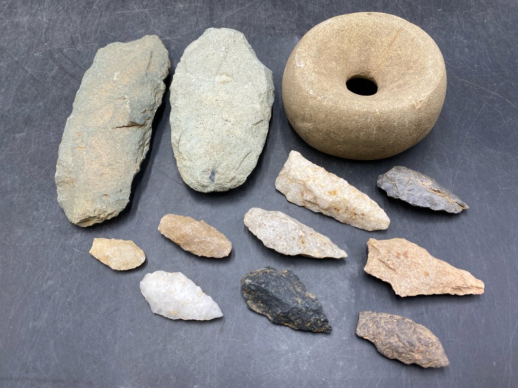 Arrowheads & Related