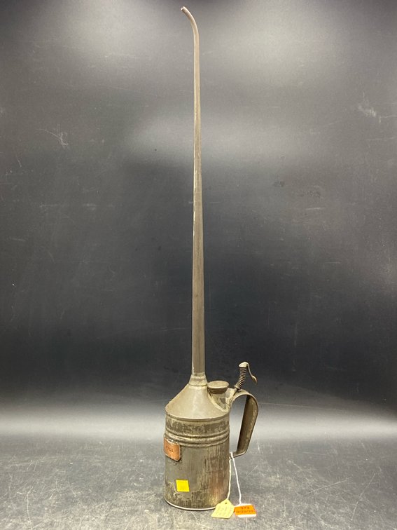 Norfolk & Western Railway Loco. Long Neck Oil Can