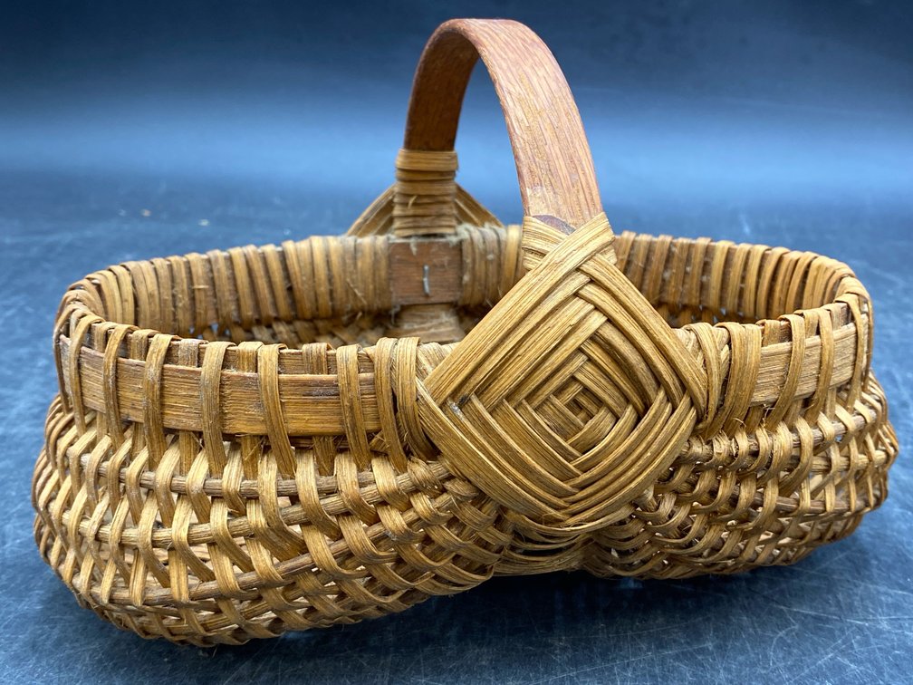 Woven Wood Splint Buttocks Basket