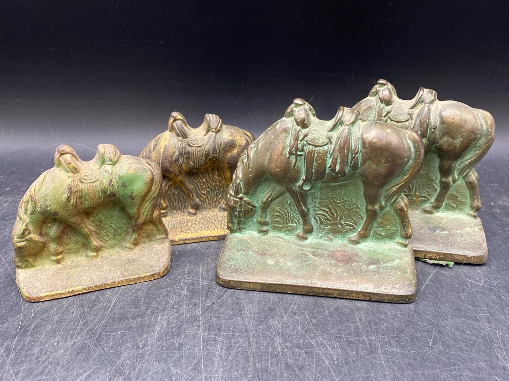 Metal Horse Figure Bookends Grouping