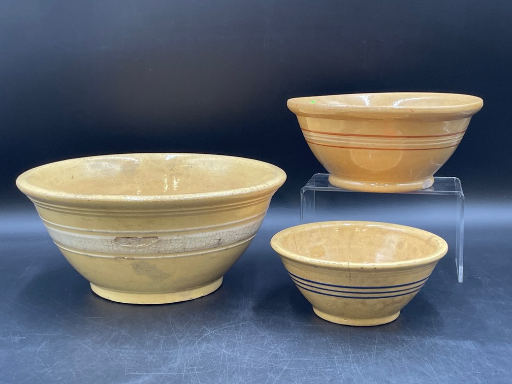 Nesting Yellowware Mixing Bowls