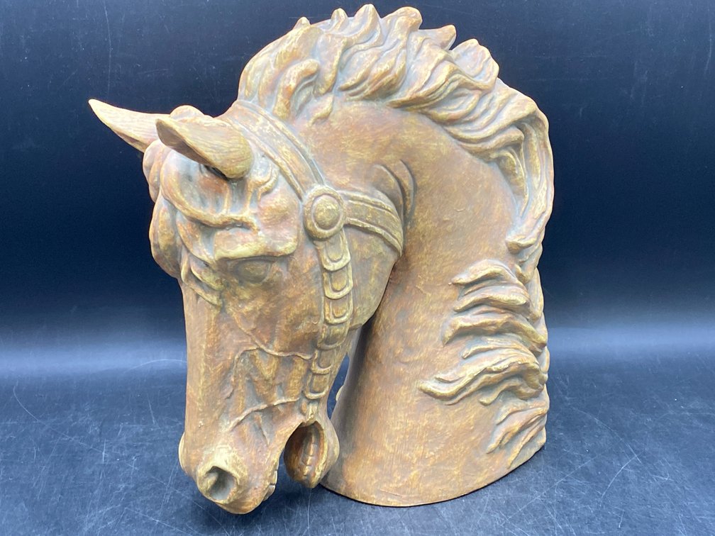 Traditional Horse Head Scupture