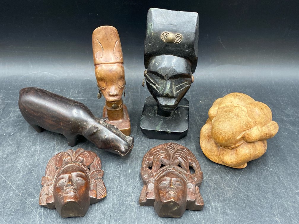 Hand-Carved Tribal Display Artifacts & Related