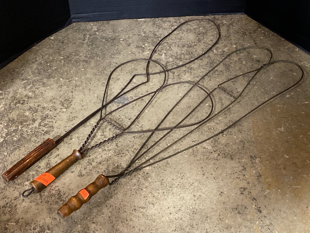 Vintage Wire Rug Beaters