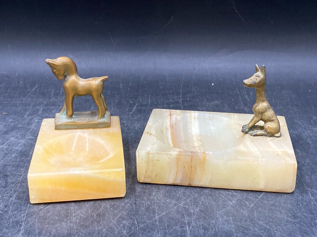 Animal Figural Pin/Ash Trays