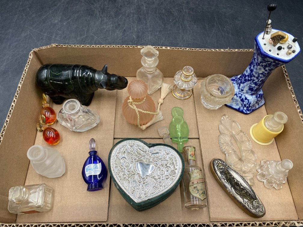 Ladies' Vanity Articles