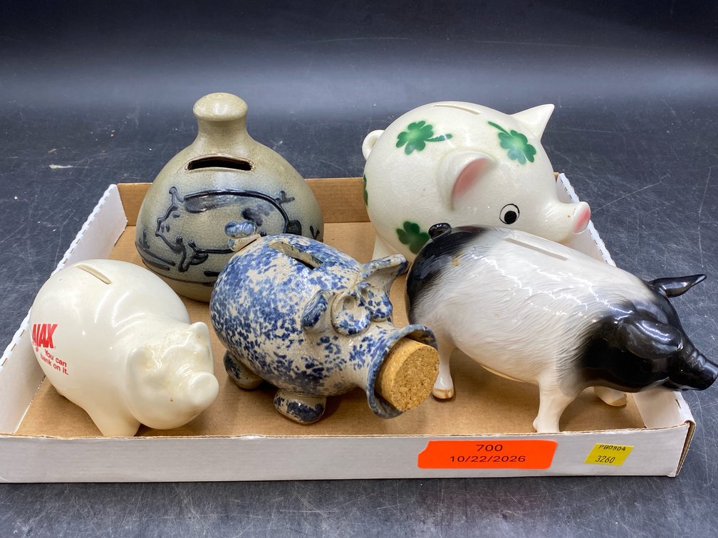 Ceramic & Stoneware Piggy Banks