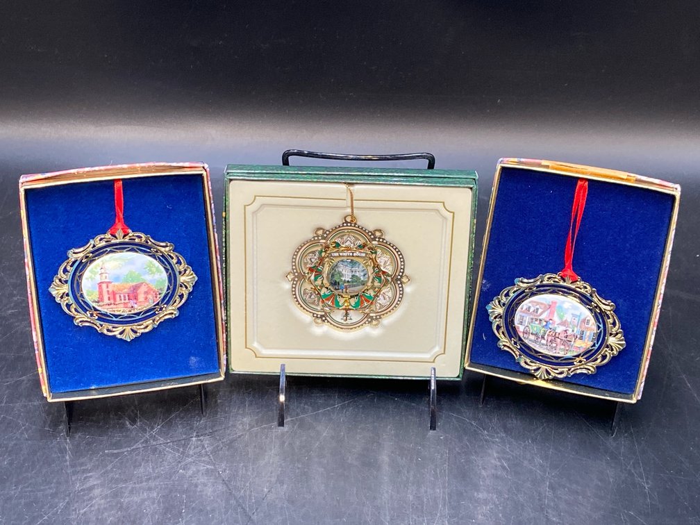 Historical Themed Christmas Ornaments