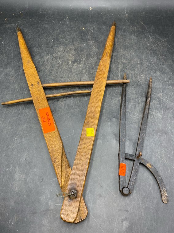 Folk Art "Compass Dividers"