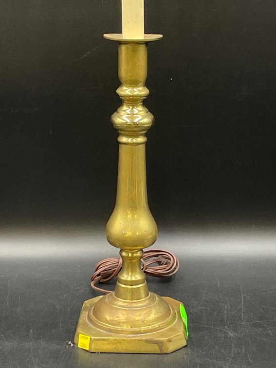 Virginia Metalcrafters Brass Table Lamp